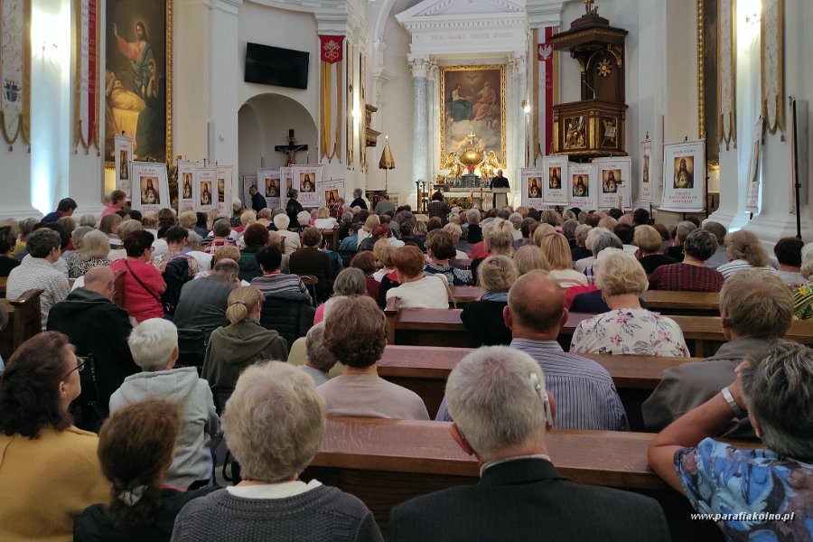 12 Powitanie i pierwsza konferencja.jpg